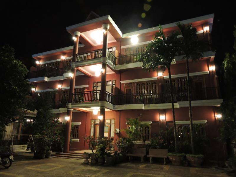 Botoum Hotel Sisophon Exterior foto